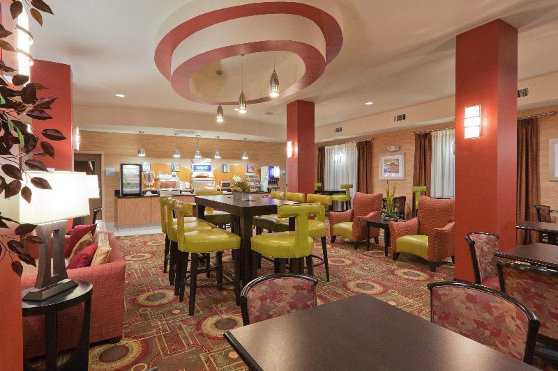 Holiday Inn Express Hotel Winona North By Ihg Extérieur photo